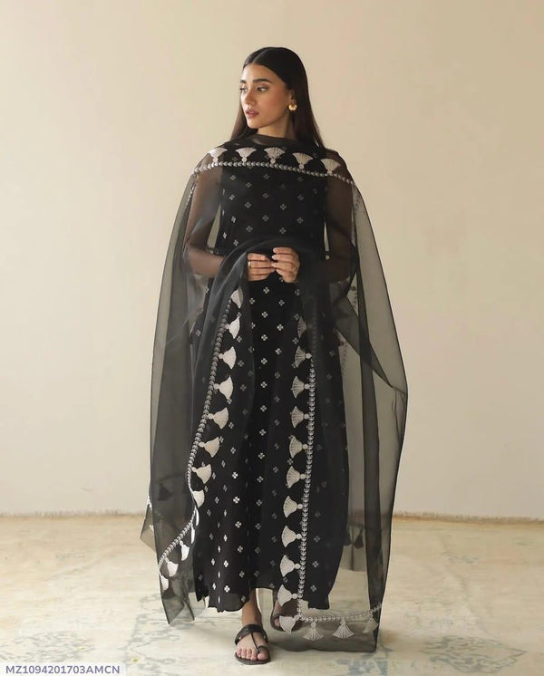3 Pcs Women's Unstitched Embroidered Suit
