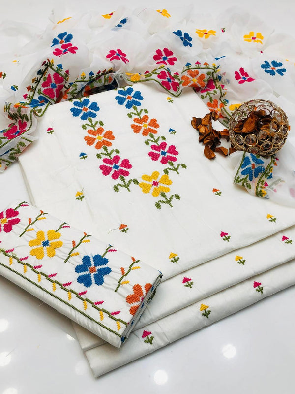 3 Pcs Women's Unstitched Embroidered Suit